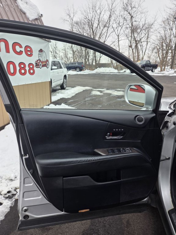 2013 Lexus RX 450h Image 9