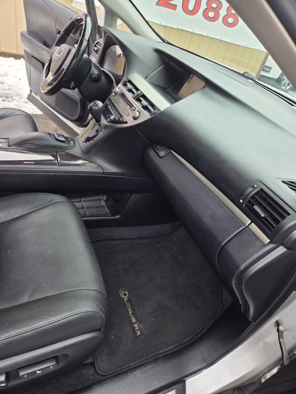 2013 Lexus RX 450h Image 13