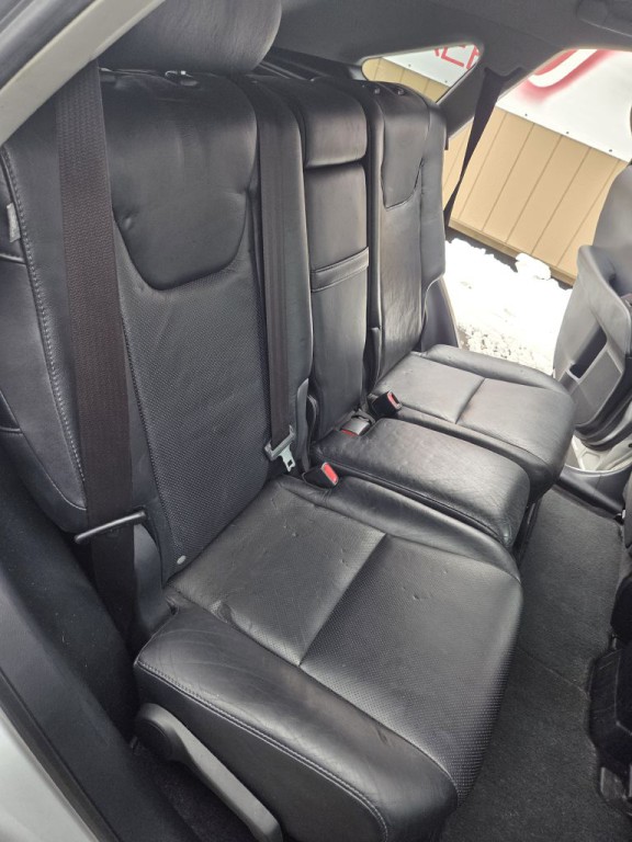 2013 Lexus RX 450h Image 16