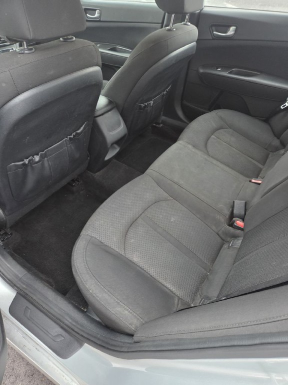 2018 Kia Optima Image 17