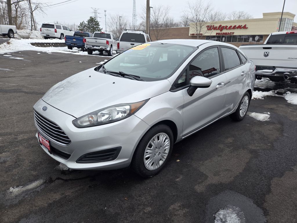 2015 Ford Fiesta Image 4