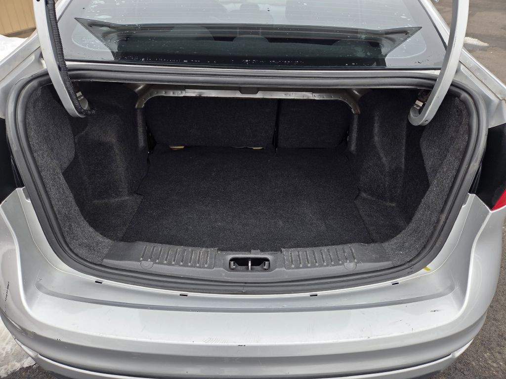 2015 Ford Fiesta Image 8