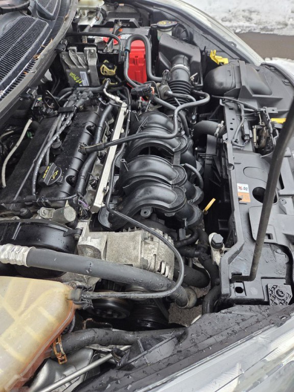 2015 Ford Fiesta Image 24