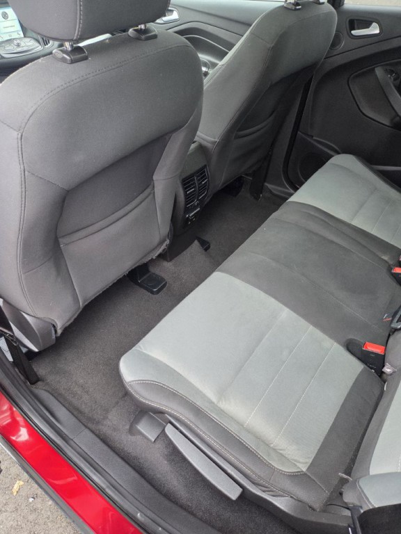 2016 Ford Escape Image 17