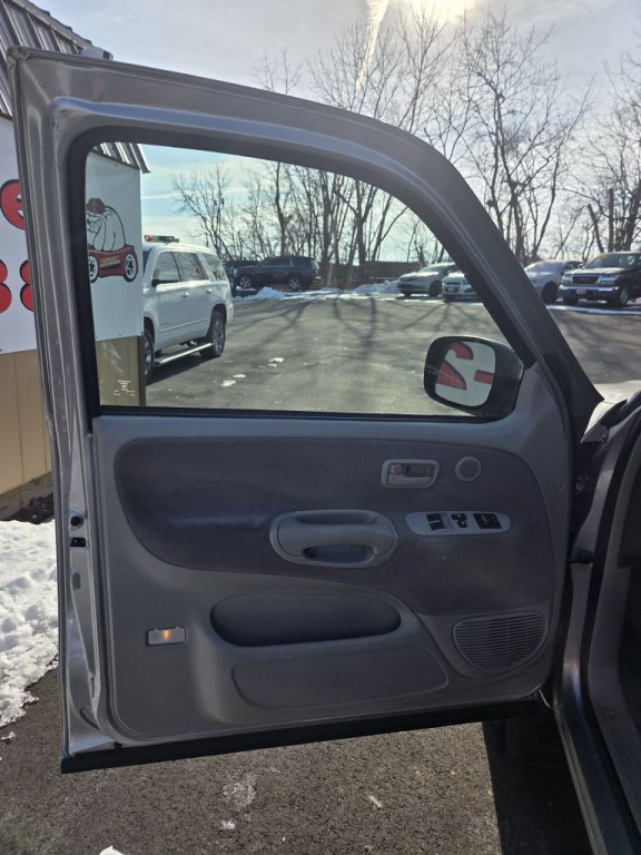 2001 Toyota Tundra Image 9