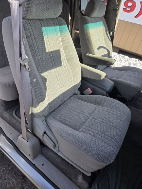 2001 Toyota Tundra Image 20