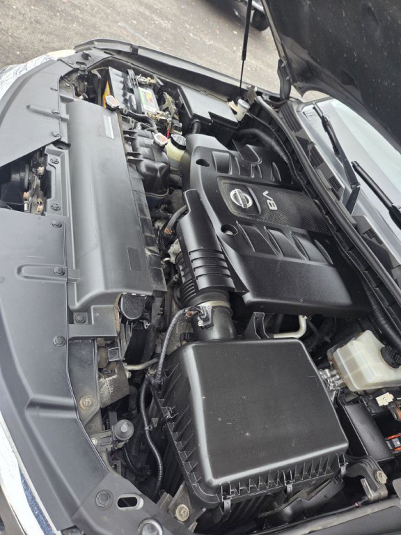 2017 Nissan Armada Image 30