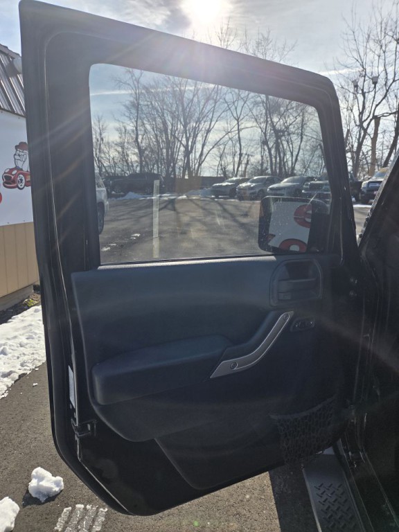 2013 Jeep Wrangler Unlimited Image 9