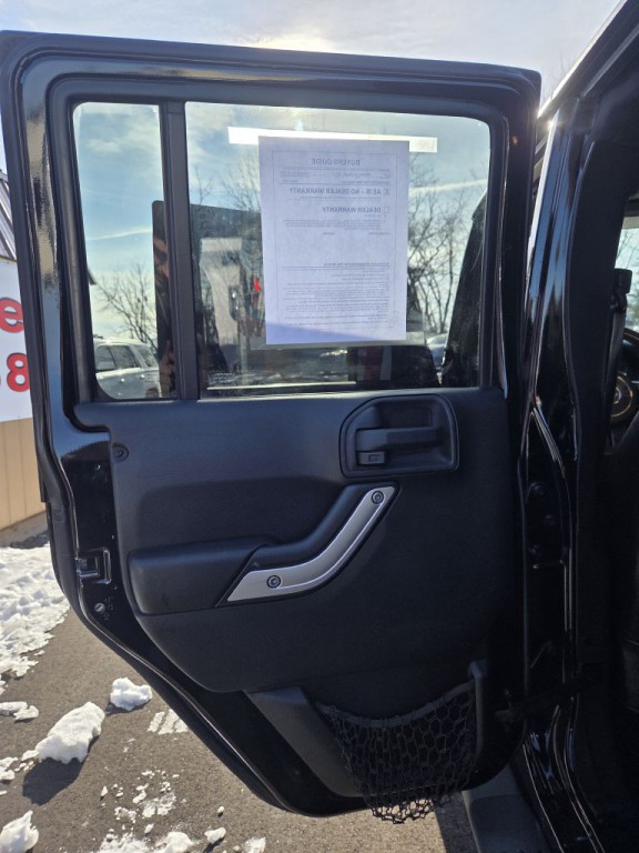 2013 Jeep Wrangler Unlimited Image 10