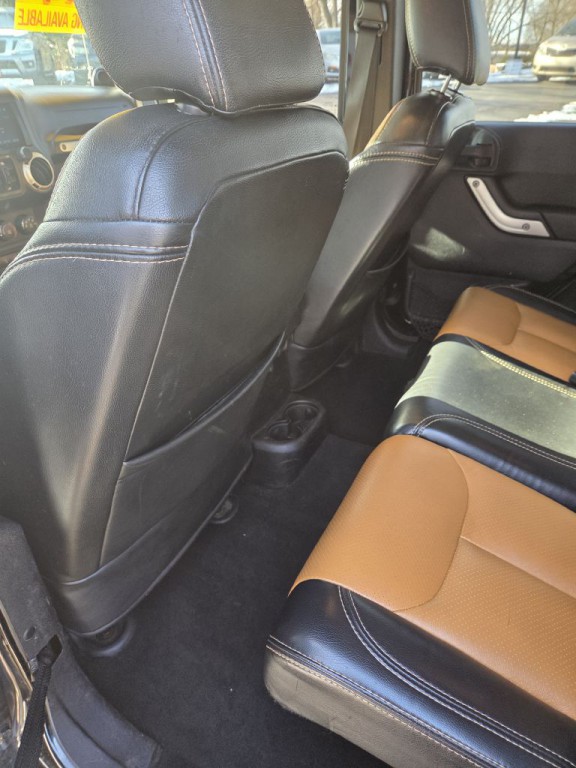 2013 Jeep Wrangler Unlimited Image 17