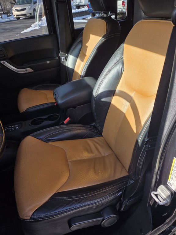 2013 Jeep Wrangler Unlimited Image 20