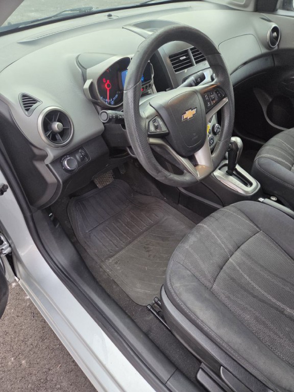 2014 Chevrolet Sonic Image 20
