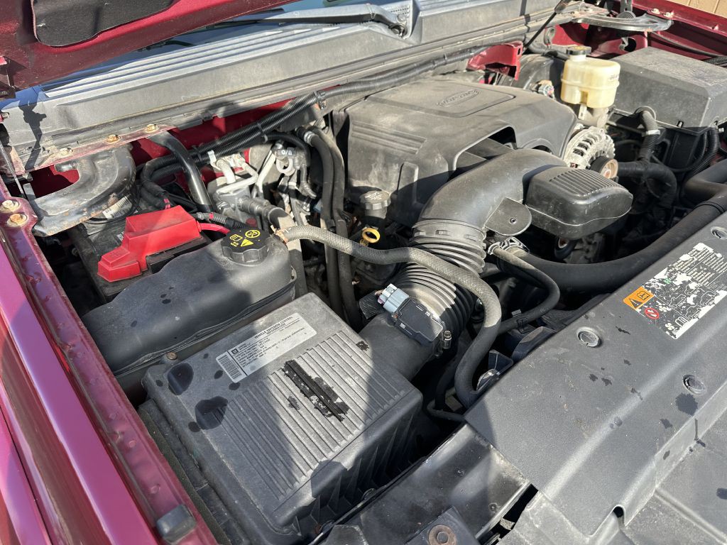 2011 Chevrolet Suburban Image 29