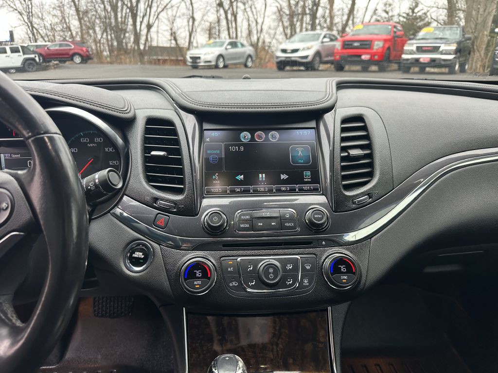 2015 Chevrolet Impala Image 11