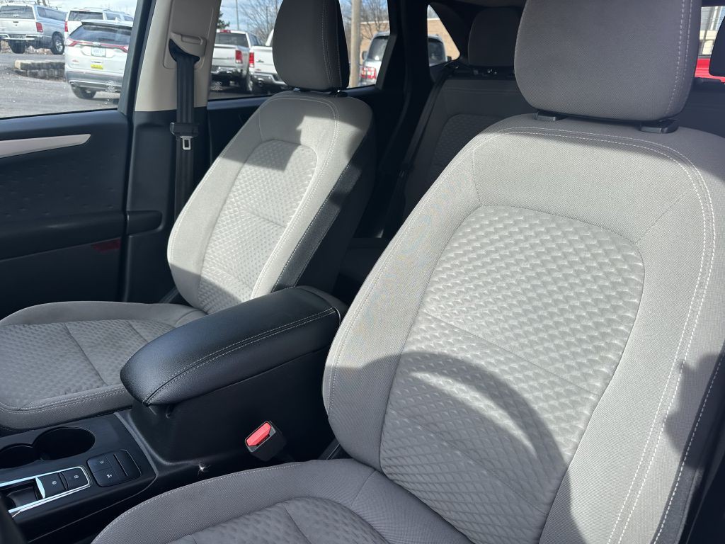 2020 Ford Escape Image 11