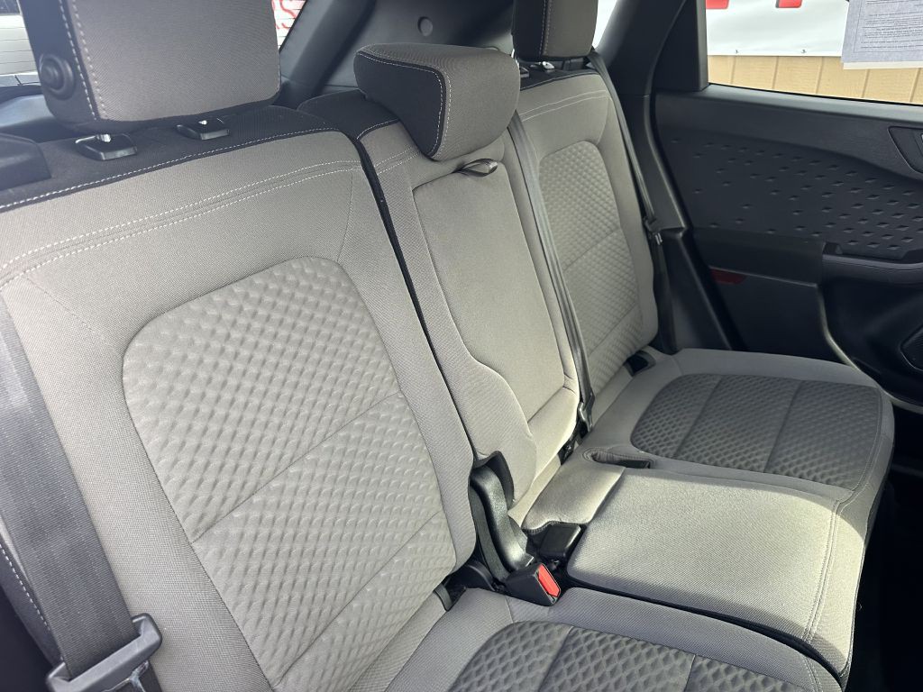 2020 Ford Escape Image 21