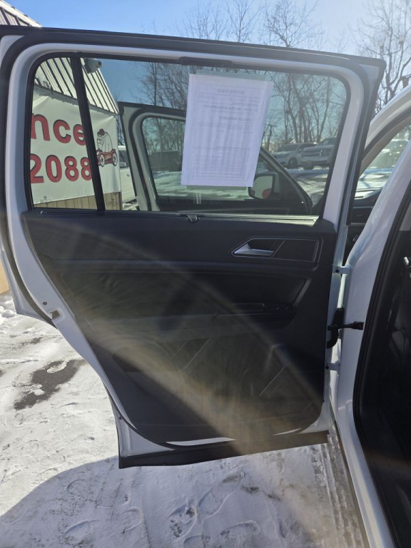 2018 Volkswagen Atlas Image 9