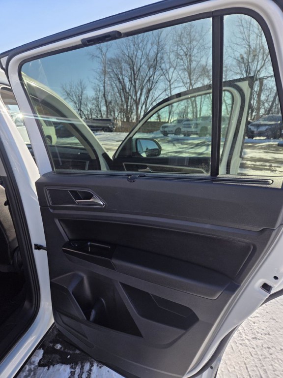 2018 Volkswagen Atlas Image 11