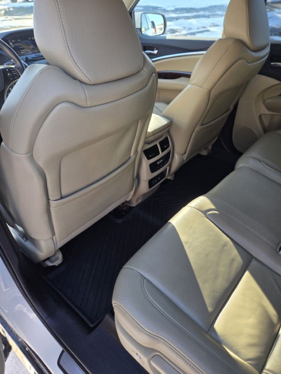 2017 Acura MDX Image 17