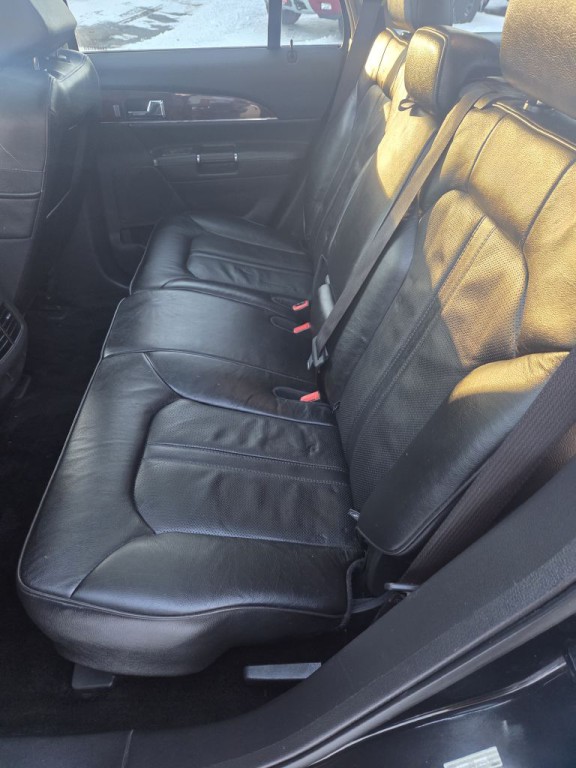 2015 Lincoln MKX Image 18