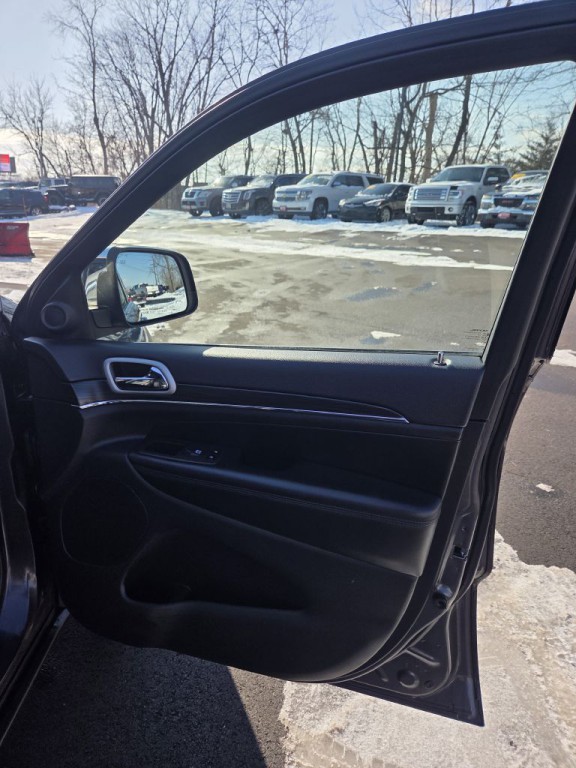 2021 Jeep Grand Cherokee Image 12