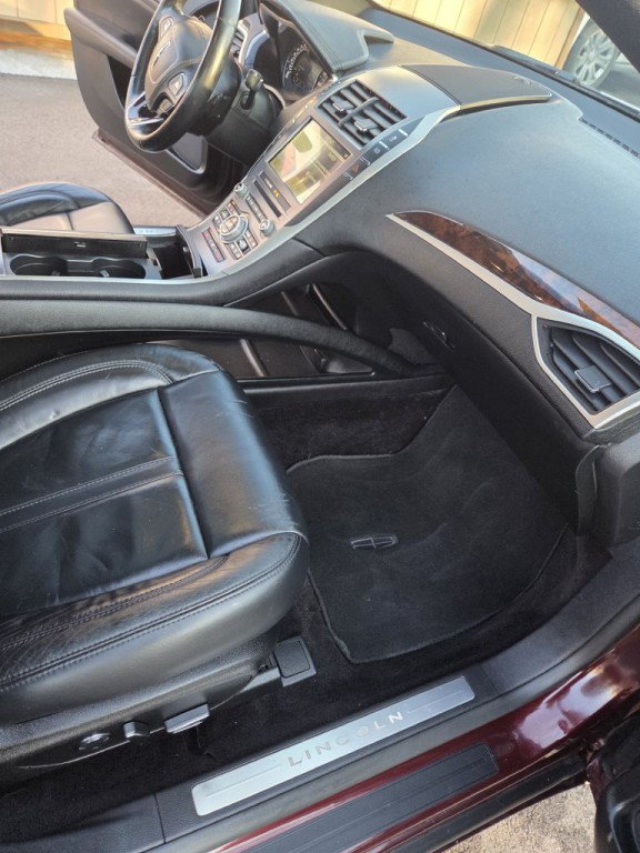 2017 Lincoln MKZ Image 12