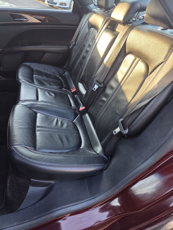 2017 Lincoln MKZ Image 18