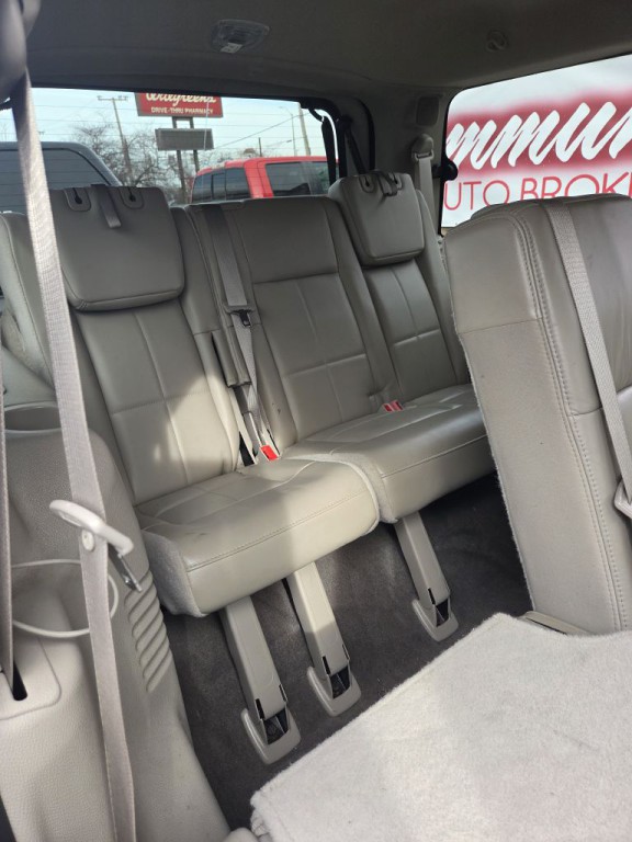 2013 Lincoln Navigator Image 15