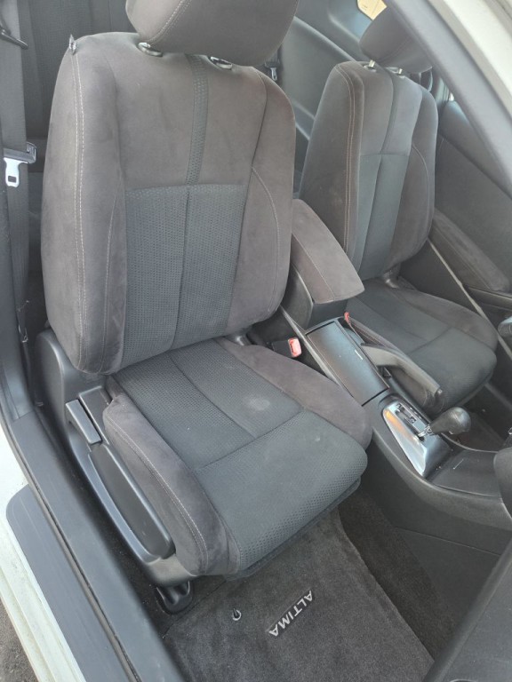 2011 Nissan Altima Image 16
