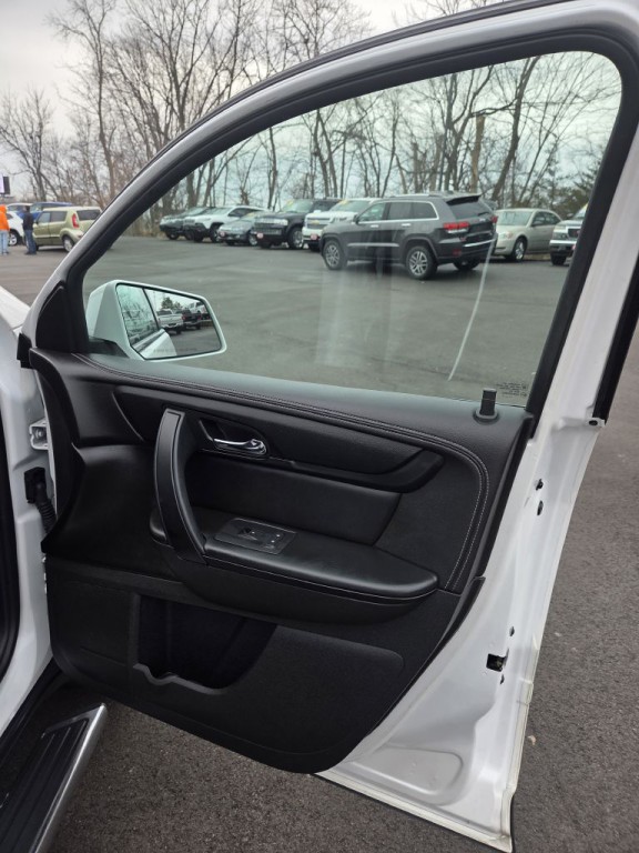 2017 Chevrolet Traverse Image 13