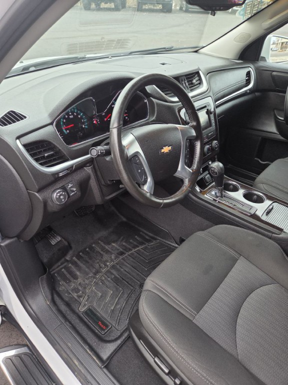 2017 Chevrolet Traverse Image 24