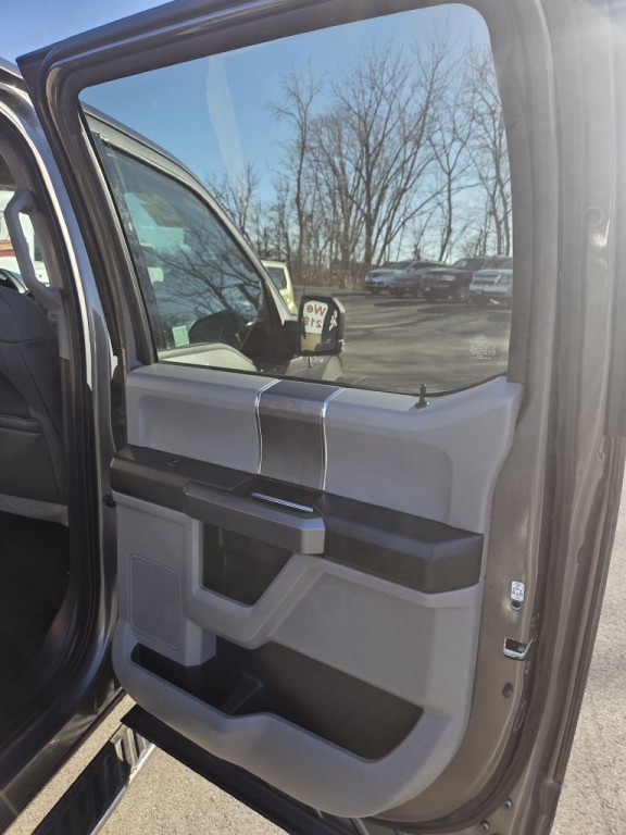 2015 Ford F-150 Image 10