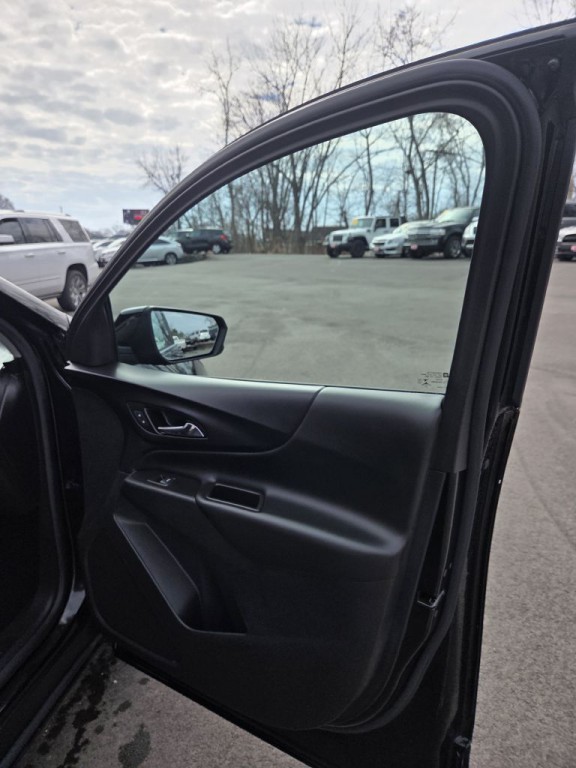 2021 Chevrolet Equinox Image 12