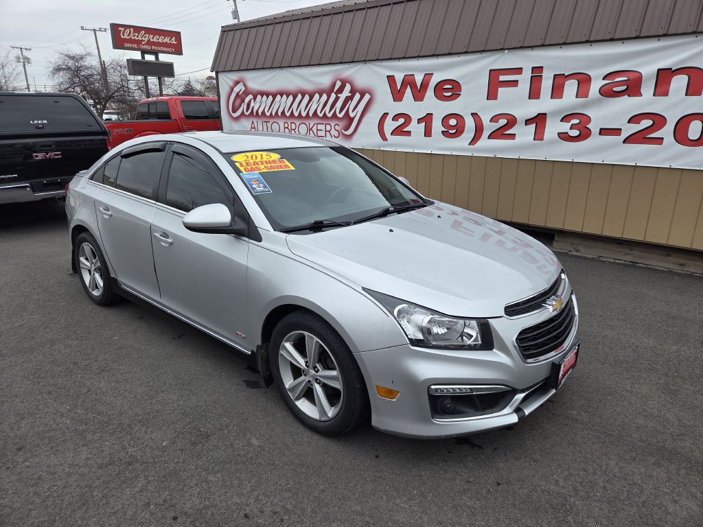2015 Chevrolet Cruze Image 1