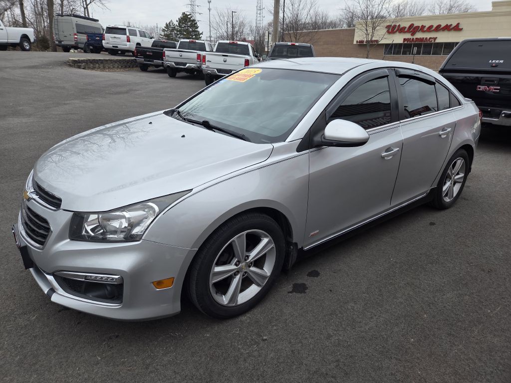 2015 Chevrolet Cruze Image 4