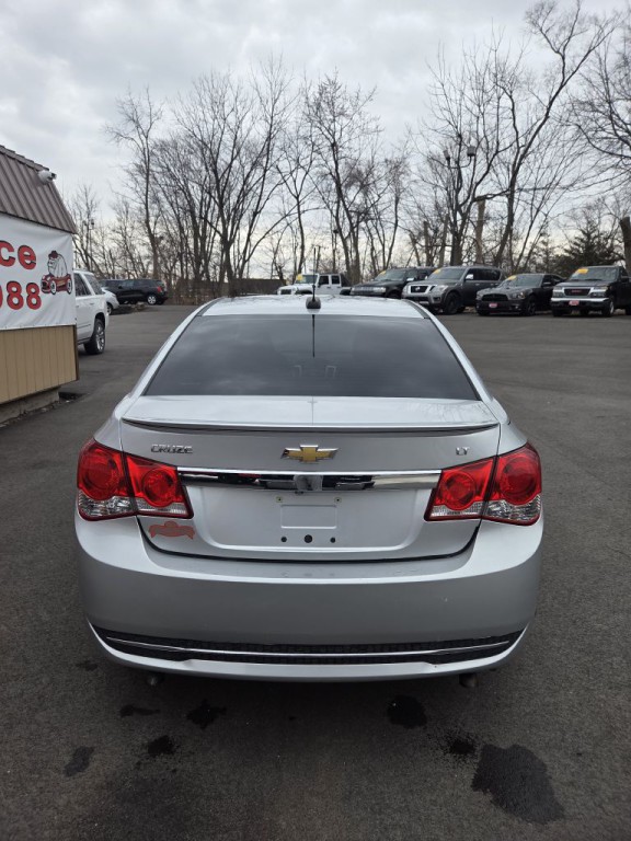 2015 Chevrolet Cruze Image 7