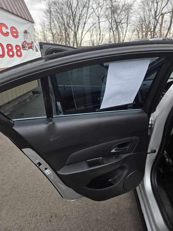 2015 Chevrolet Cruze Image 10