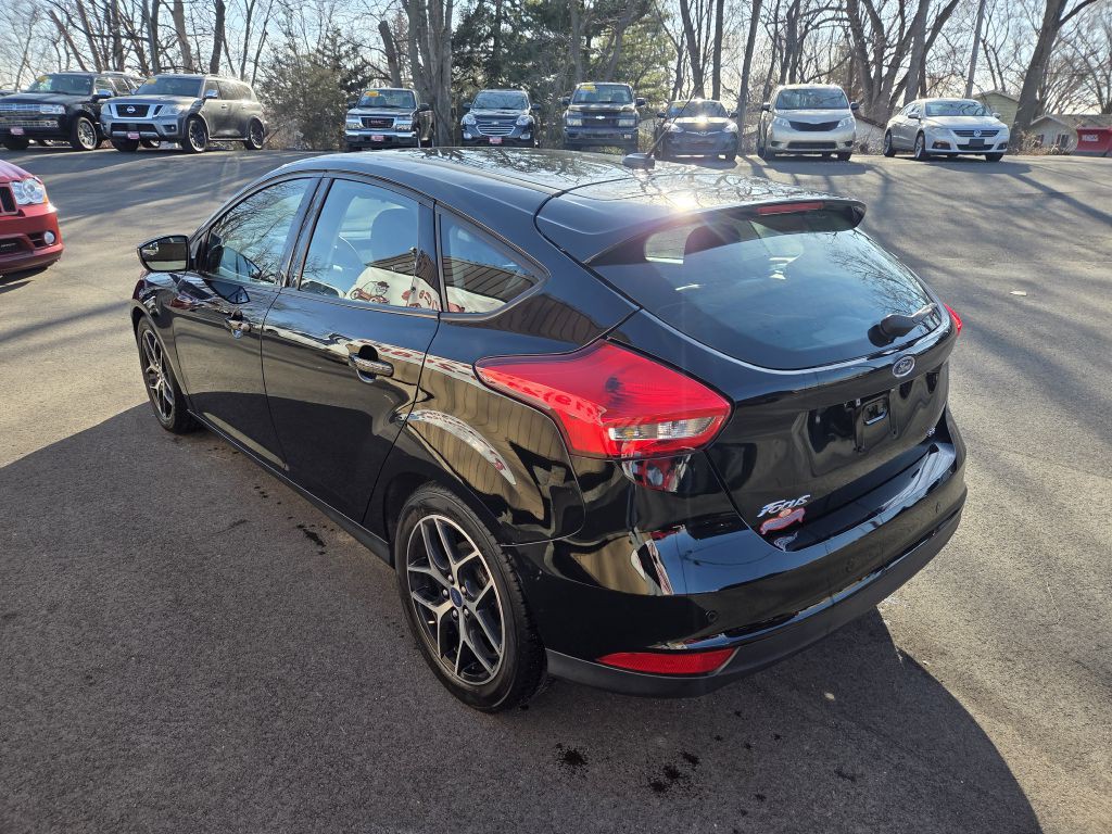 2017 Ford Focus Image 5