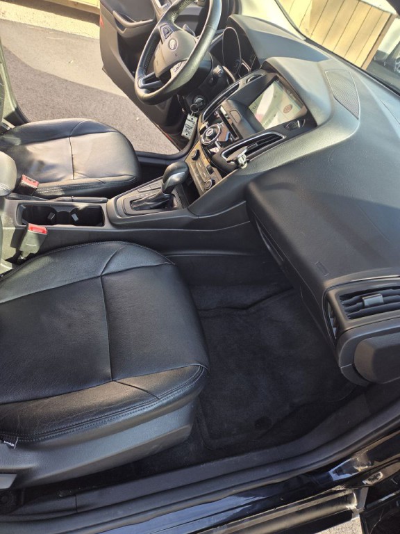 2017 Ford Focus Image 13