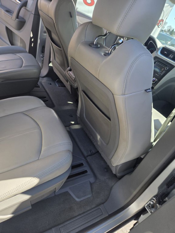 2015 Chevrolet Traverse Image 14