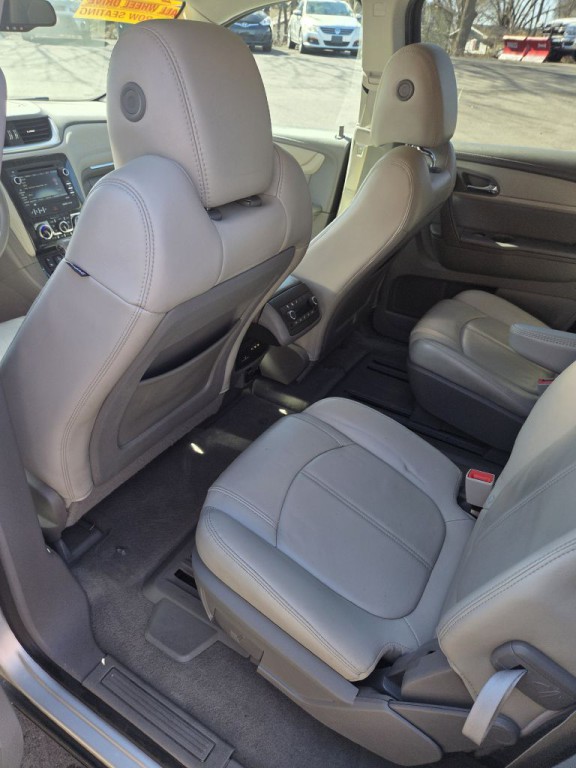 2015 Chevrolet Traverse Image 17