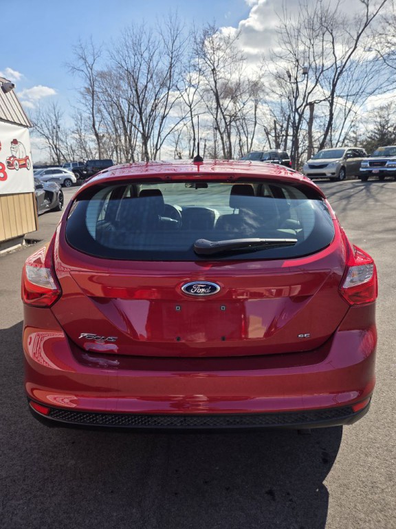 2012 Ford Focus Image 7