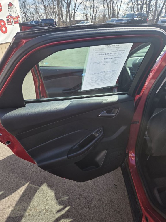 2012 Ford Focus Image 10