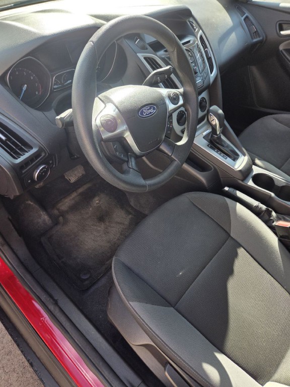 2012 Ford Focus Image 17