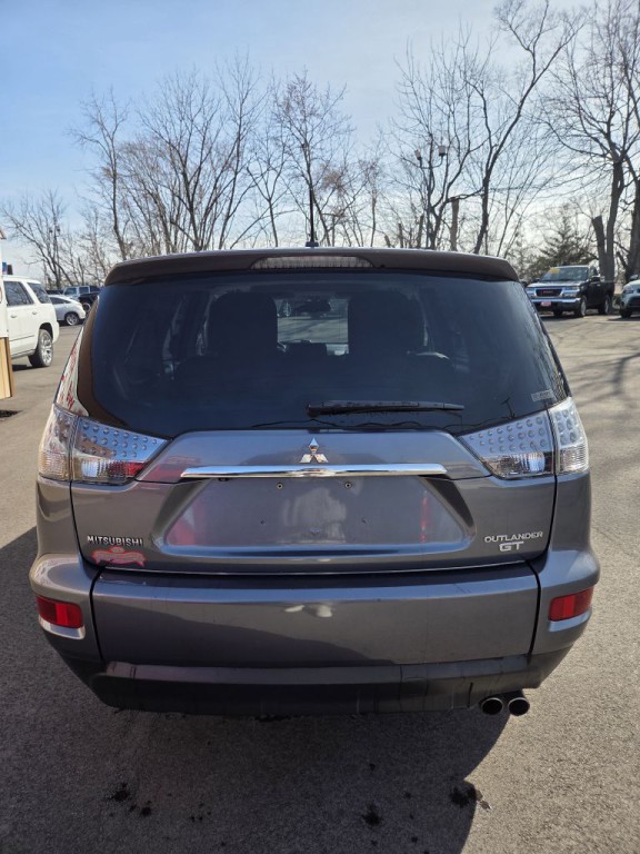 2012 Mitsubishi Outlander Image 7