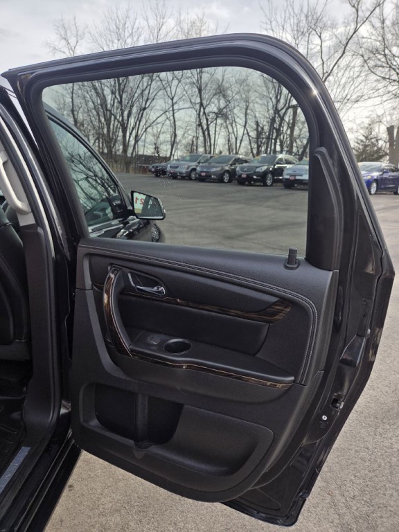 2015 GMC Acadia Image 12