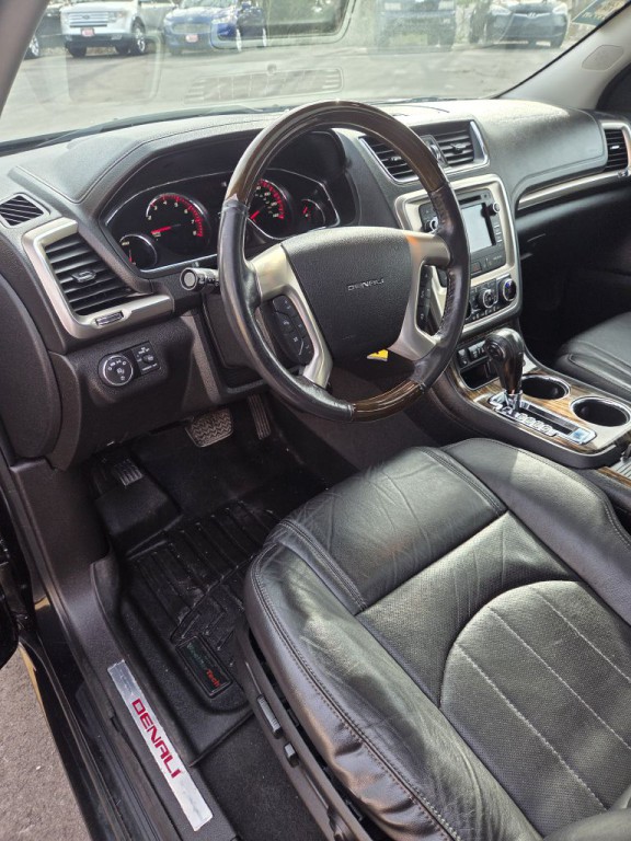 2015 GMC Acadia Image 23