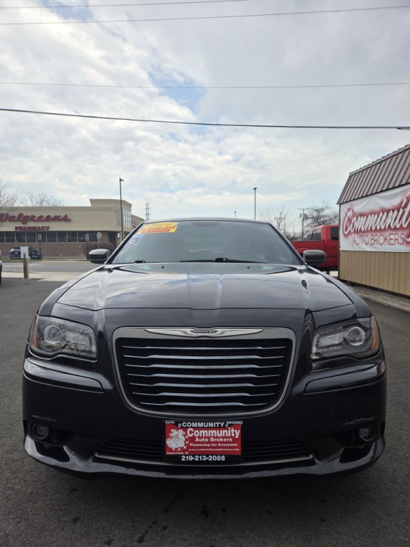 2014 Chrysler 300 Image 3
