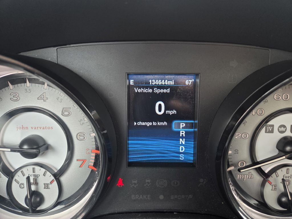 2014 Chrysler 300 Image 24