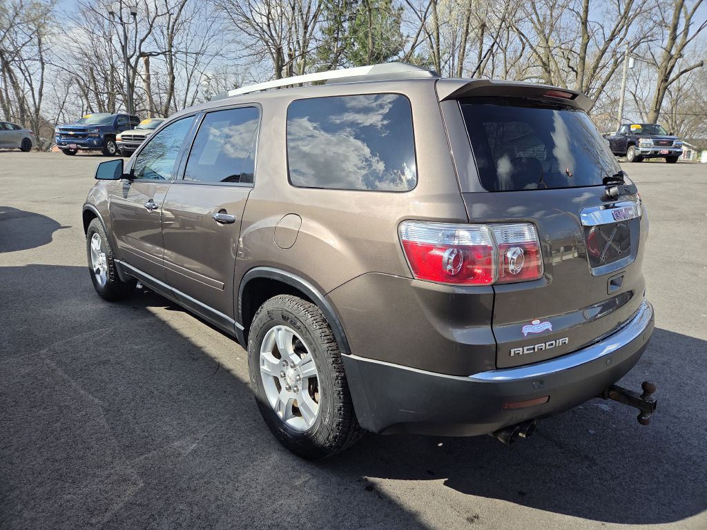 2011 GMC Acadia Image 5